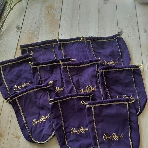 Lot of 10 Crown Royal 9" Purple Drawstring Bags Medium size - Picture 7 of 7